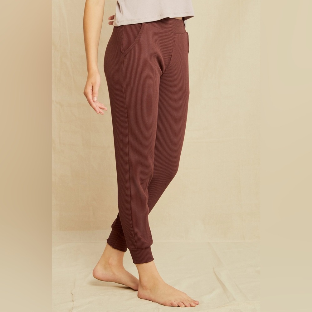 NWT Amour Vert Skylar Paris Rib Jogger Mocha Small